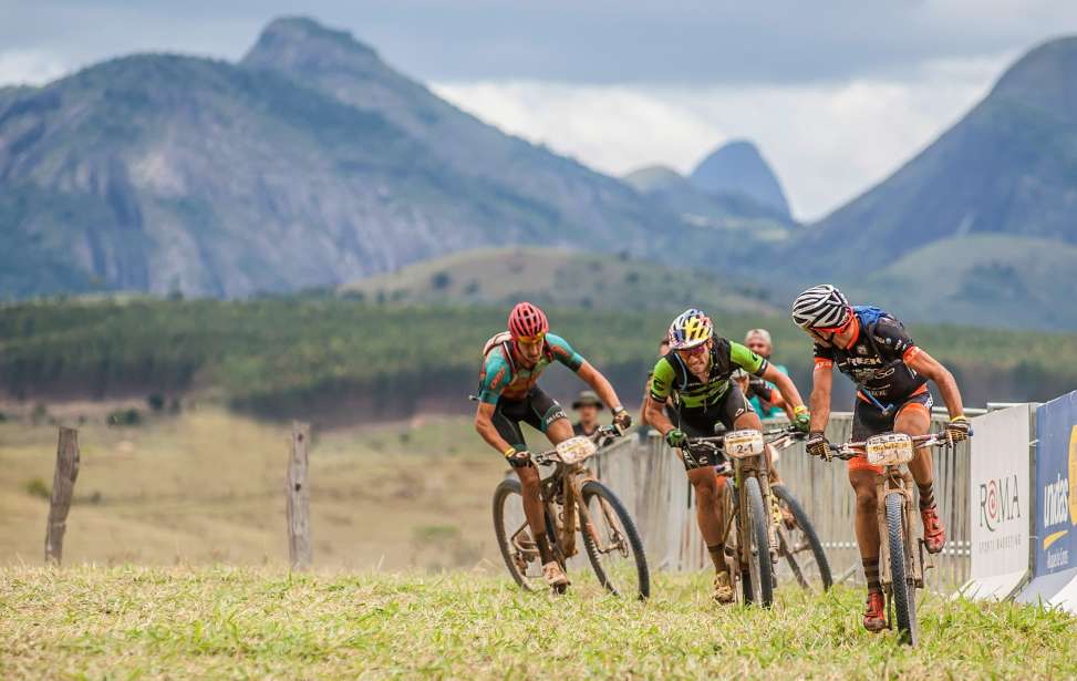 Bikers Rio Pardo | NOTÍCIAS | Henrique Avancini e Jiri Novak são novos donos da camisa amarela após a 3ª etapa da Brasil Ride