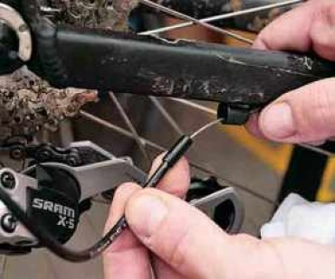 Bikers Rio Pardo | Dicas | Lubrificação rápida dos cabos