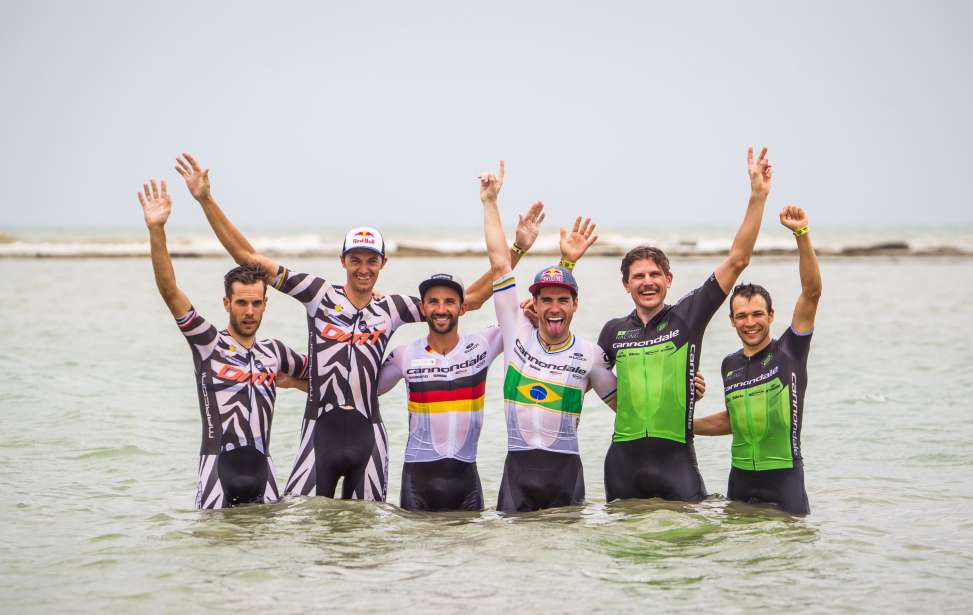 Bikers Rio pardo | Notícia | 2 | Henrique Avancini é tricampeão da Brasil Ride