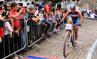 Bikers Rio Pardo | NOTÍCIAS | Frederico Mariano e Isabella Lacerda vencem 3ª etapa da CIMTB