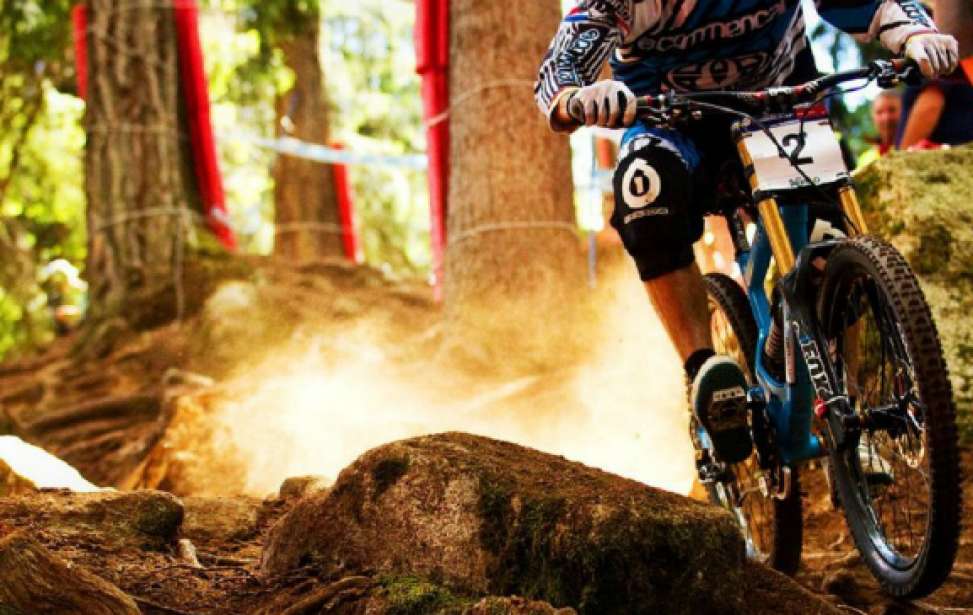Bikers Rio Pardo | Dicas | Jogo de corpo: aprenda como se posicionar na bike para vencer obstáculos
