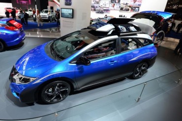 Bikers Rio Pardo | NOTÍCIAS | Honda Civic Tourer Concept Active Live - um carro para ciclistas