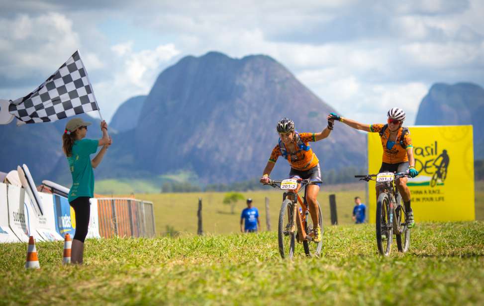 Bikers Rio pardo | Notícia | 3 | Segunda etapa da Brasil Ride tem vitória e liderança dos portugueses Tiago Ferreira e José Silva